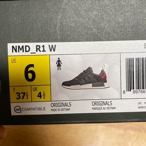 ADIDAS NMD_R1